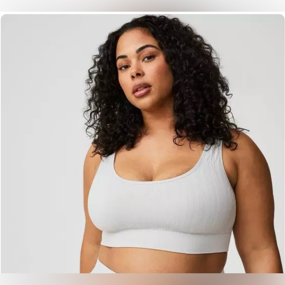 Torrid Lightly Lined Seamless Cable Knit Scoop Grey Bralette, Size 2xl - Picture 3 of 9